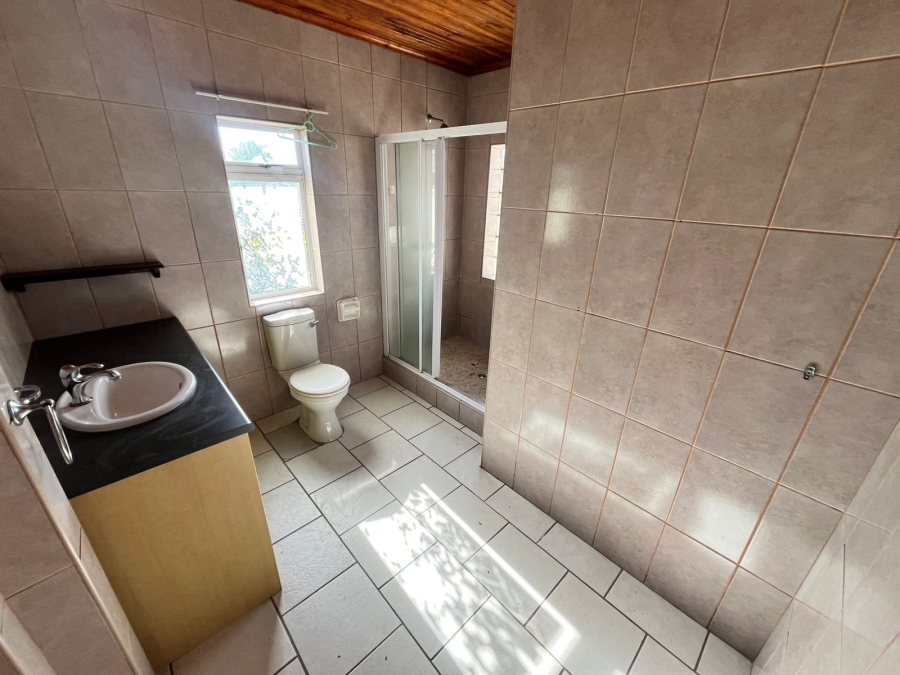 To Let 3 Bedroom Property for Rent in Vincent Eastern Cape